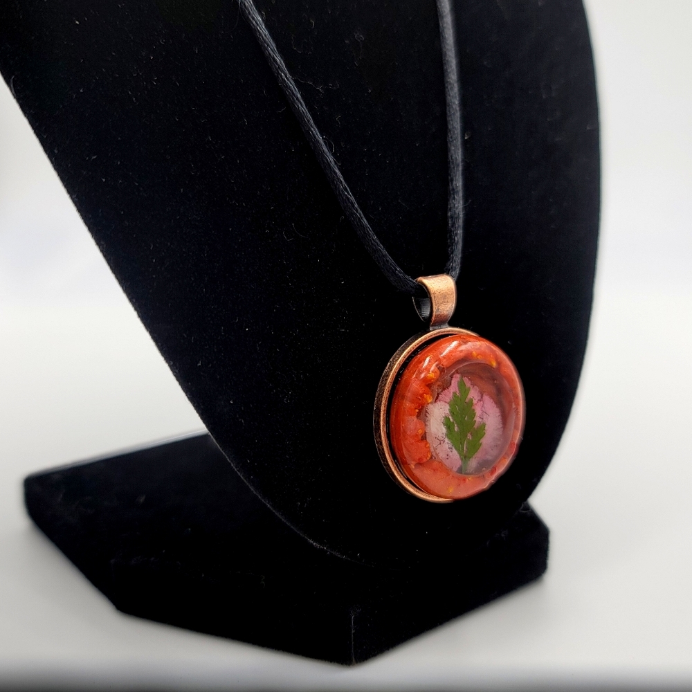 Handmade Window Necklace - Picture 5 of 6